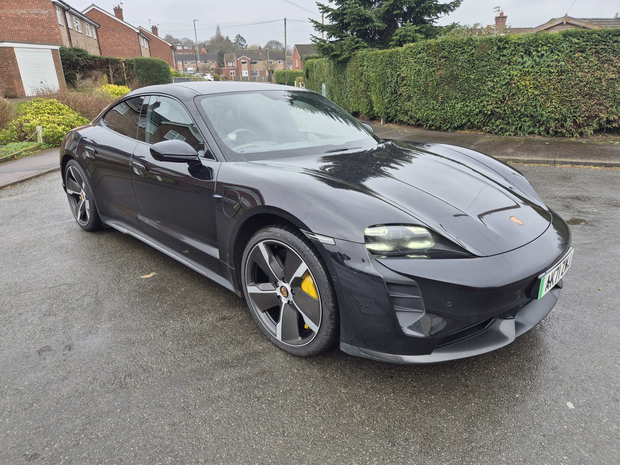 2022 Porsche Taycan Turbo S 560KW 93KWH