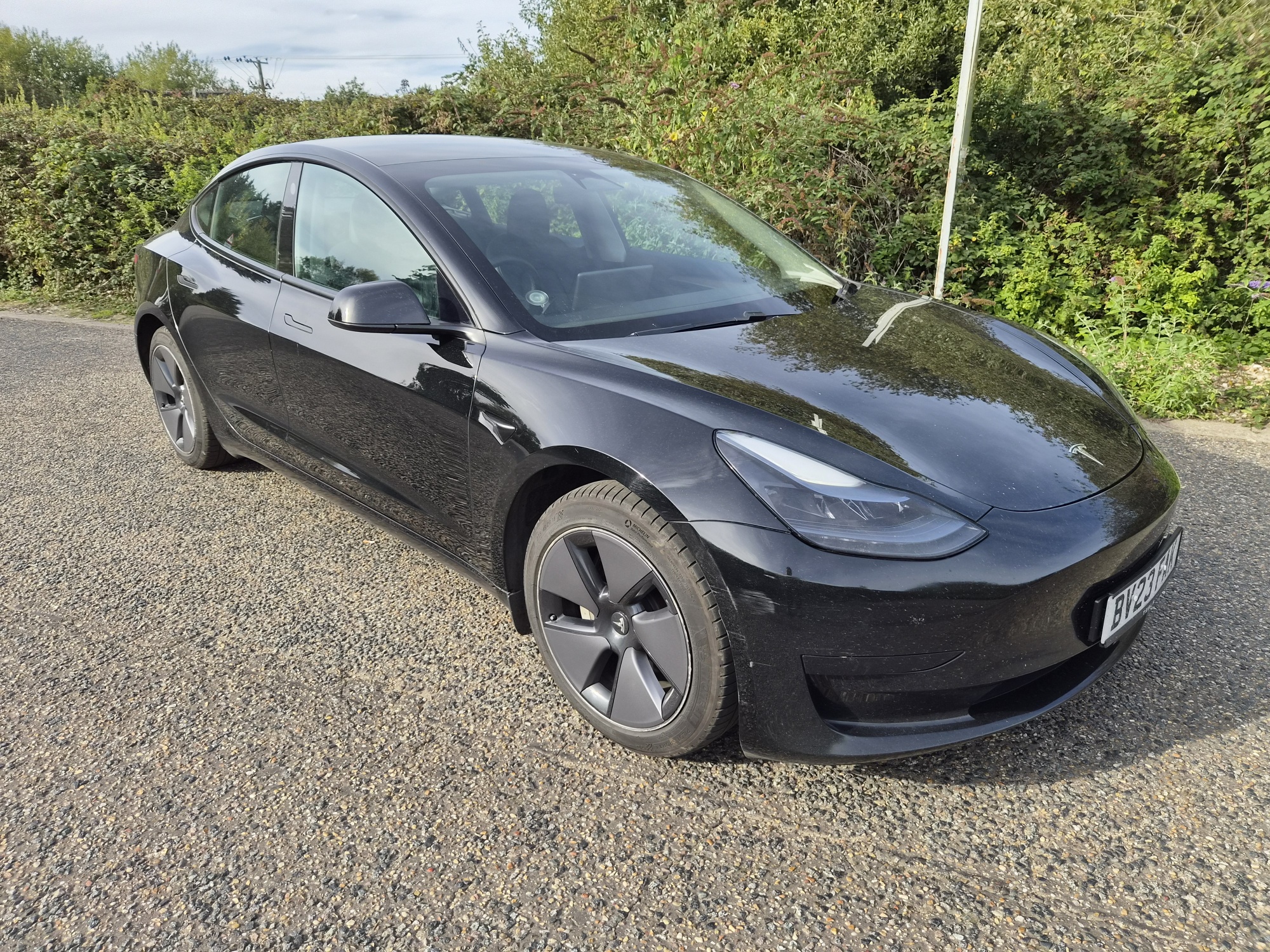’23’ reg Tesla Model 3 RWD (This is the newer version of a Standard Range Plus, with 35 miles longer range)
